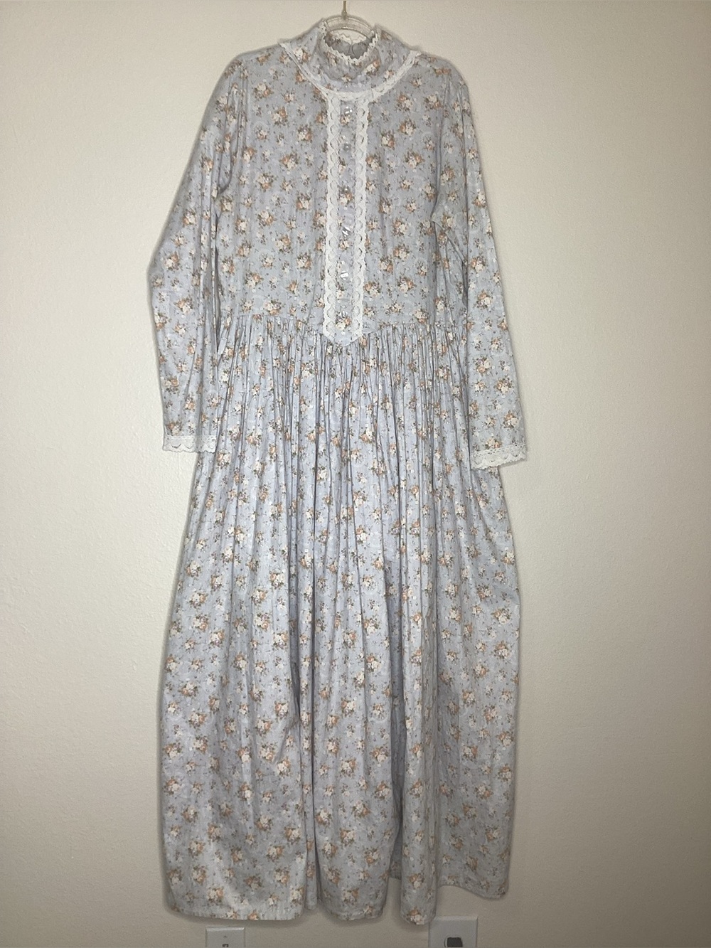 Cottage Core Blue Floral Prairie Dress Maxi M/L